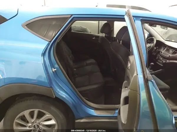 KM8J23A46GU060056 2016 HYUNDAI TUCSON - Image 8
