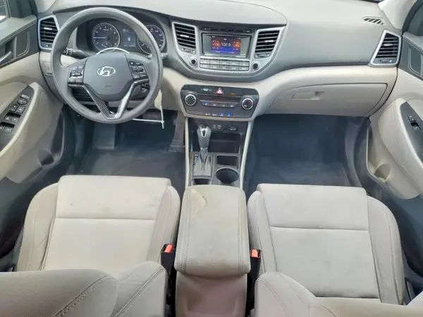 KM8J23A46GU127528 2016 HYUNDAI TUCSON - Image 8