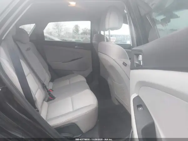 KM8J23A46GU128498 2016 HYUNDAI TUCSON - Image 8