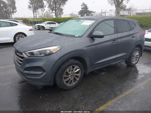 KM8J23A46GU159072 2016 HYUNDAI TUCSON - Image 2