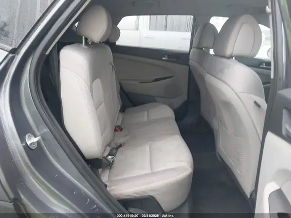 KM8J23A46GU159072 2016 HYUNDAI TUCSON - Image 8