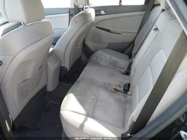 KM8J23A46GU165289 2016 HYUNDAI TUCSON - Image 8