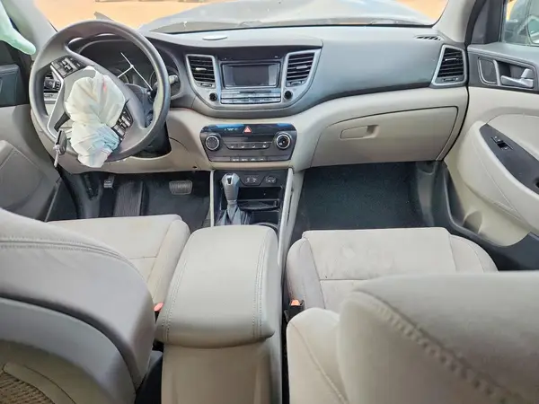 KM8J23A46GU179354 2016 HYUNDAI TUCSON - Image 8