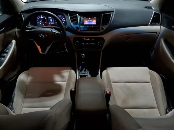 KM8J23A46GU194906 2016 HYUNDAI TUCSON - Image 8