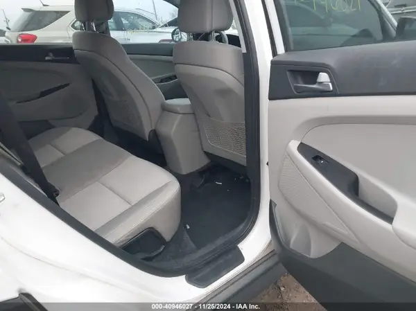 KM8J23A46GU199295 2016 HYUNDAI TUCSON - Image 8