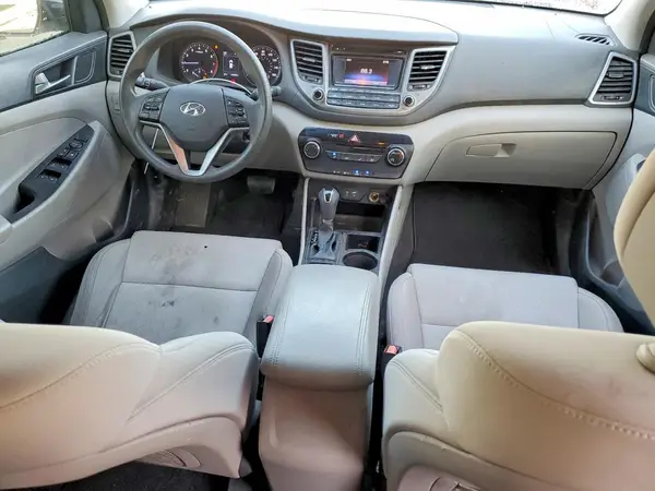 KM8J23A46GU222137 2016 HYUNDAI TUCSON - Image 8