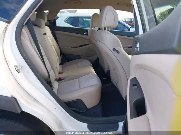 KM8J23A46GU224048 2016 HYUNDAI TUCSON - Image 8