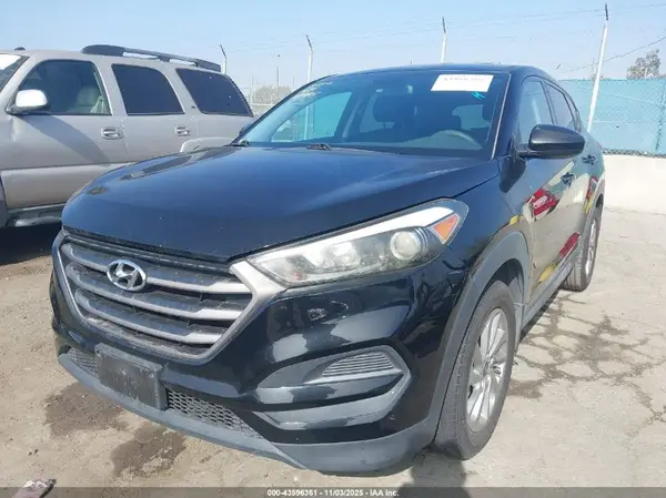 KM8J23A46GU231453 2016 HYUNDAI TUCSON - Image 2