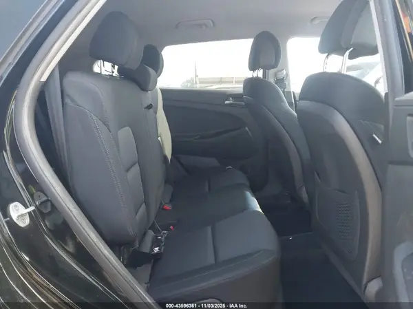 KM8J23A46GU231453 2016 HYUNDAI TUCSON - Image 8