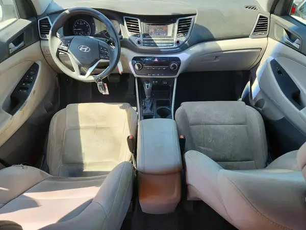 KM8J23A46GU242386 2016 HYUNDAI TUCSON - Image 8