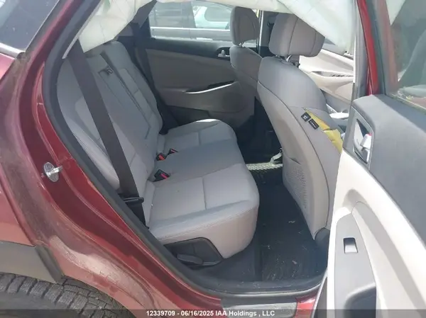 KM8J23A46HU278614 2017 HYUNDAI TUCSON - Image 8