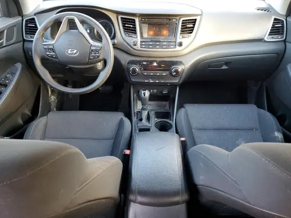 KM8J23A46HU289046 2017 HYUNDAI TUCSON - Image 8
