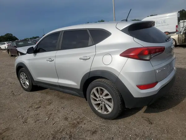 KM8J23A46HU300627 2017 HYUNDAI TUCSON - Image 2