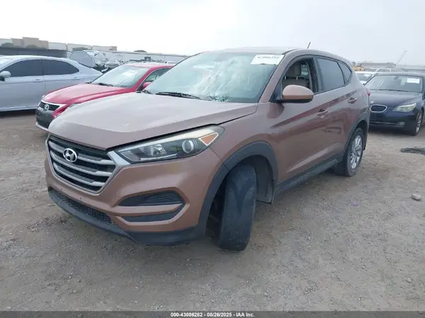 KM8J23A46HU313958 2017 HYUNDAI TUCSON - Image 2