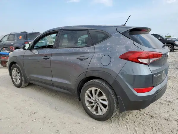 KM8J23A46HU328086 2017 HYUNDAI TUCSON - Image 2