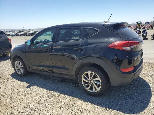 KM8J23A46HU352808 2017 HYUNDAI TUCSON - Image 2