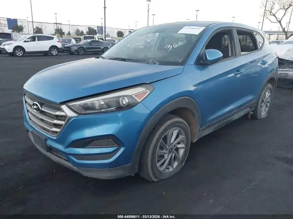 KM8J23A46HU387123 2017 HYUNDAI TUCSON - Image 2