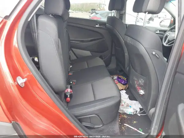 KM8J23A46HU387316 2017 HYUNDAI TUCSON - Image 8