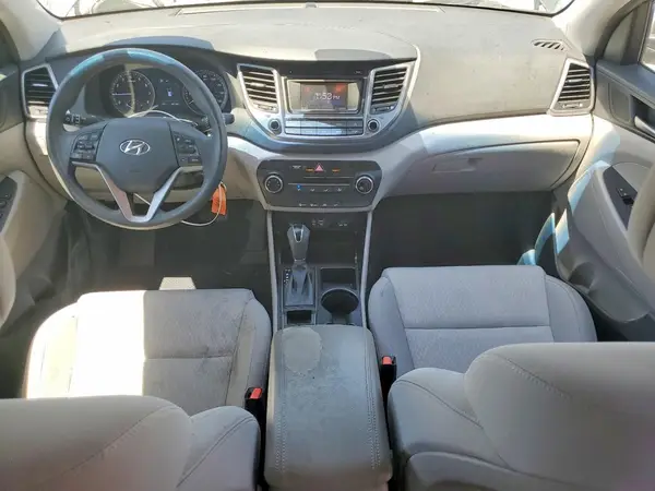 KM8J23A46HU389471 2017 HYUNDAI TUCSON - Image 8