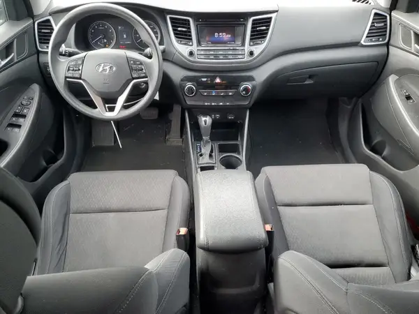 KM8J23A46HU397070 2017 HYUNDAI TUCSON - Image 8