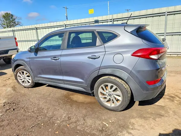 KM8J23A46HU400128 2017 HYUNDAI TUCSON - Image 2