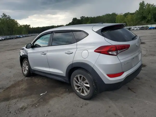 KM8J23A46HU404812 2017 HYUNDAI TUCSON - Image 2