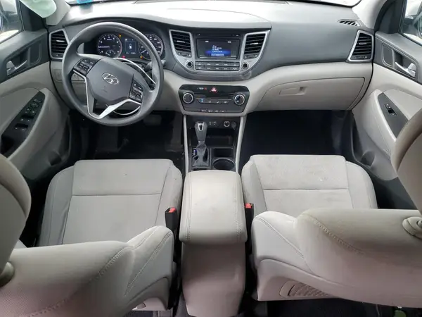 KM8J23A46HU404812 2017 HYUNDAI TUCSON - Image 8