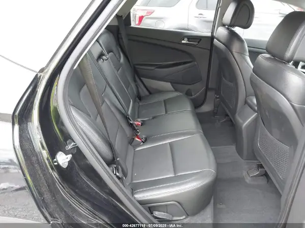 KM8J23A46HU452245 2017 HYUNDAI TUCSON - Image 8