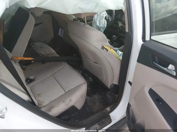 KM8J23A46HU569405 2017 HYUNDAI TUCSON - Image 8