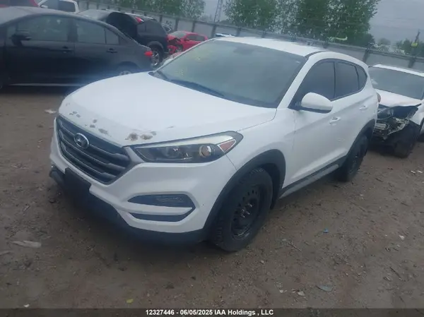 KM8J23A46HU578279 2017 HYUNDAI TUCSON - Image 2