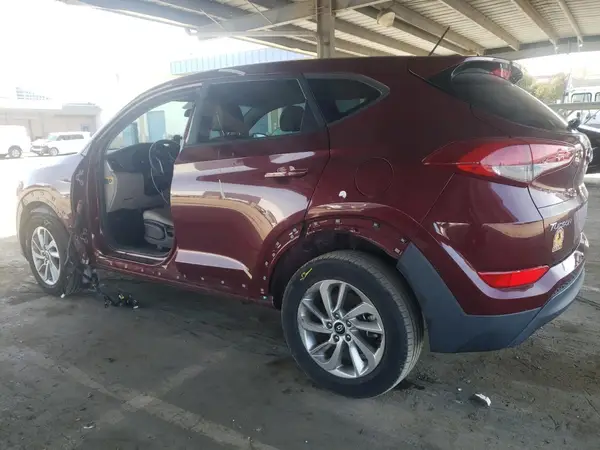 KM8J23A46JU623632 2018 HYUNDAI TUCSON - Image 2