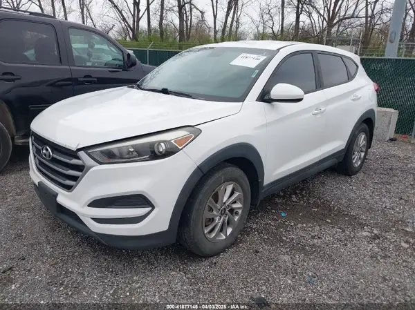 KM8J23A46JU625168 2018 HYUNDAI TUCSON - Image 2