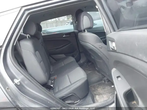 KM8J23A46JU661801 2018 HYUNDAI TUCSON - Image 8