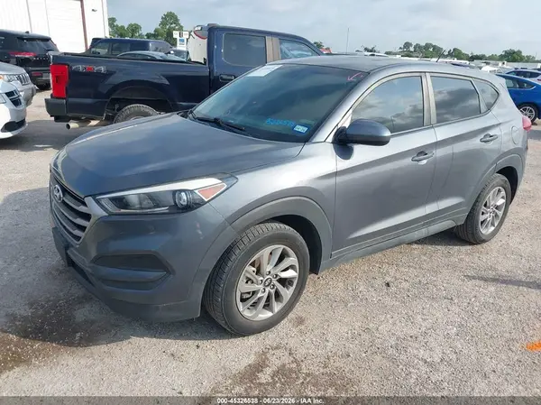 KM8J23A46JU675150 2018 HYUNDAI TUCSON - Image 2