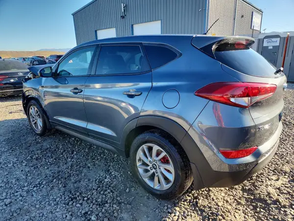 KM8J23A46JU680946 2018 HYUNDAI TUCSON - Image 2