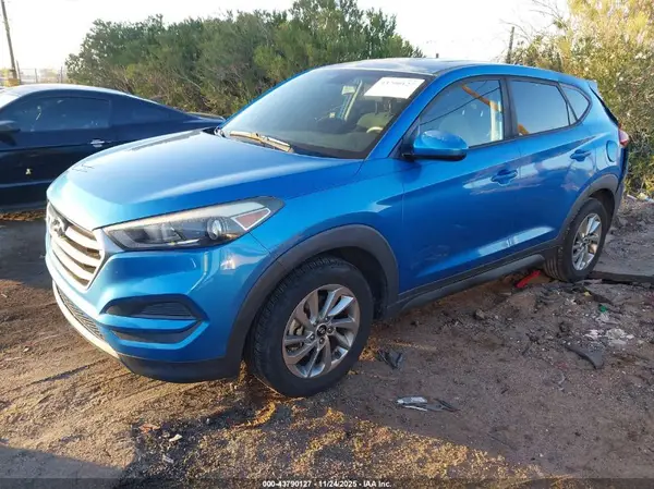KM8J23A46JU696063 2018 HYUNDAI TUCSON - Image 2
