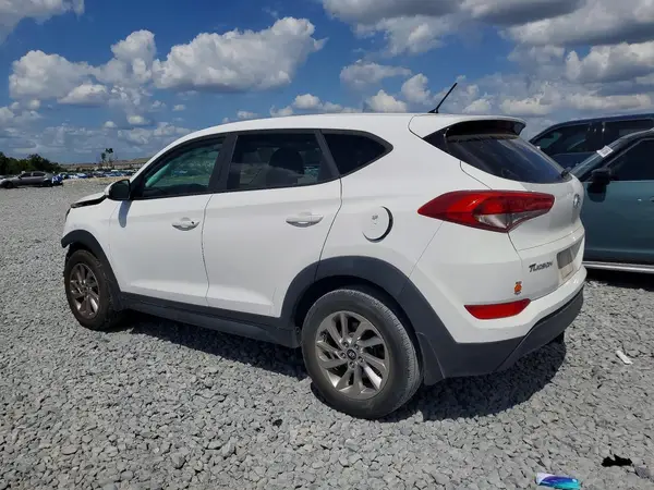 KM8J23A46JU709393 2018 HYUNDAI TUCSON - Image 2