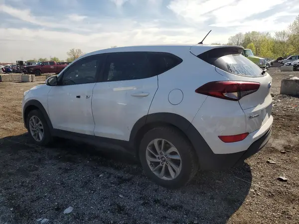 KM8J23A46JU725948 2018 HYUNDAI TUCSON - Image 2
