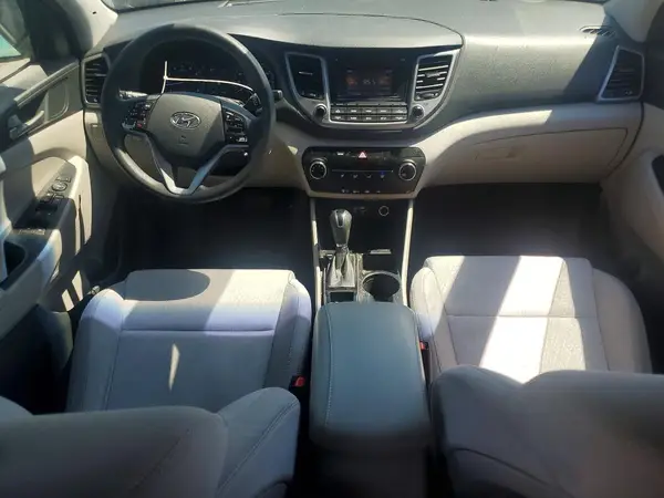 KM8J23A46JU765026 2018 HYUNDAI TUCSON - Image 8