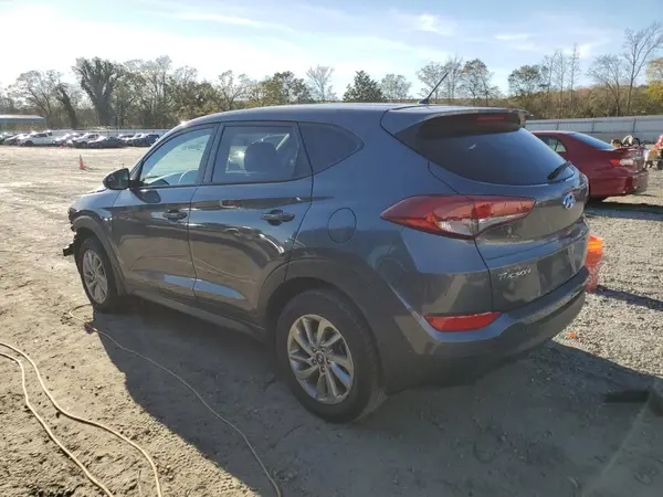 KM8J23A46JU786085 2018 HYUNDAI TUCSON - Image 2