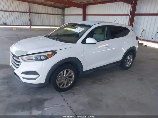 KM8J23A46JU813303 2018 HYUNDAI TUCSON - Image 2