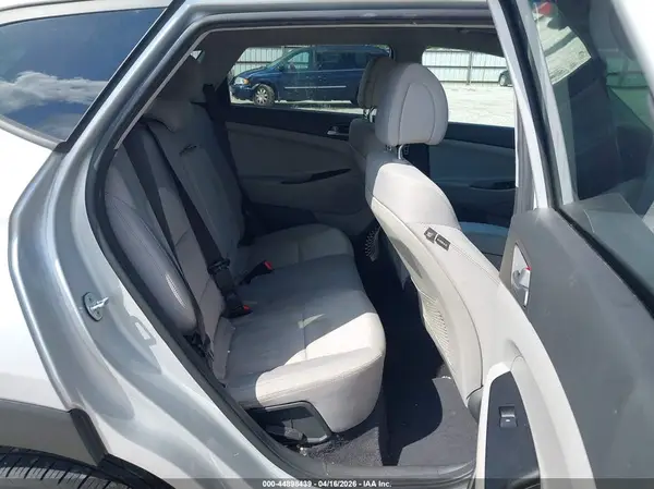 KM8J23A46JU821448 2018 HYUNDAI TUCSON - Image 8