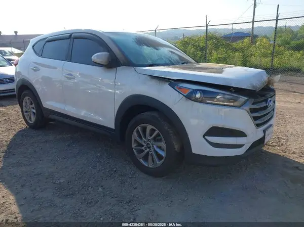 KM8J23A46JU822633 2018 HYUNDAI TUCSON - Image 1