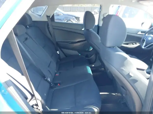 KM8J23A46KU004000 2019 HYUNDAI TUCSON - Image 8