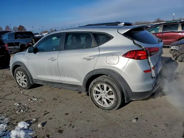 KM8J23A46KU057876 2019 HYUNDAI TUCSON - Image 2