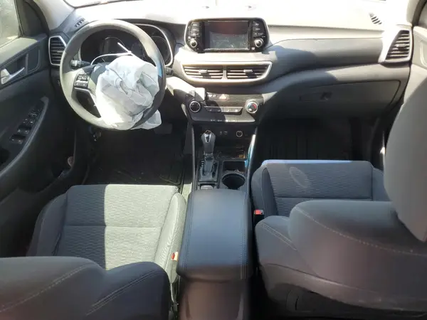 KM8J23A46KU080400 2019 HYUNDAI TUCSON - Image 8