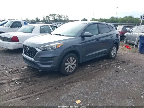 KM8J23A46KU841622 2019 HYUNDAI TUCSON - Image 2