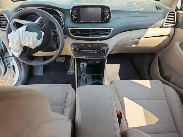 KM8J23A46KU842883 2019 HYUNDAI TUCSON - Image 8