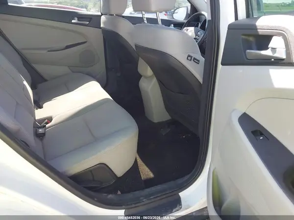 KM8J23A46KU856329 2019 HYUNDAI TUCSON - Image 8
