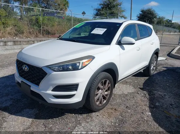 KM8J23A46KU874152 2019 HYUNDAI TUCSON - Image 2